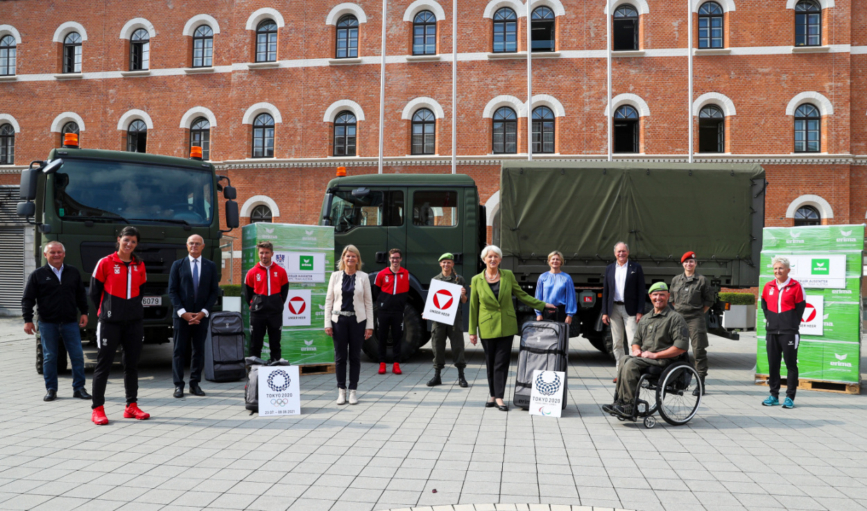 Bundesheer lagert 17.000 ERIMA Olympia-Teile für Tokyo 2021 ein