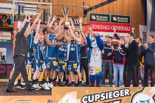 ece bulls sind Basketball Cup-Sieger 2016/17