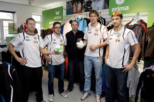 Geburtstag: SPORTS AND MORE in Innsbruck mit ERIMA-Shop erfolgreich